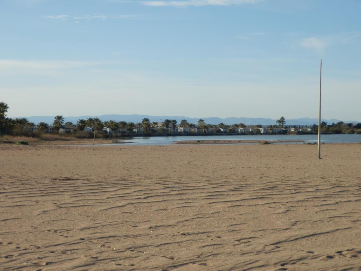Hotel Camping Les Sables du Midi à Valras-Plage Extérieur photo
